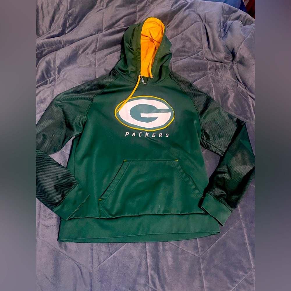 Green Bay Packer hoodie size large!!